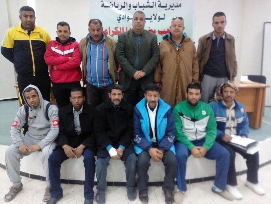 جلسة تقييمية مع فرق الشرفي بعد نهاية مرحلة الذهاب